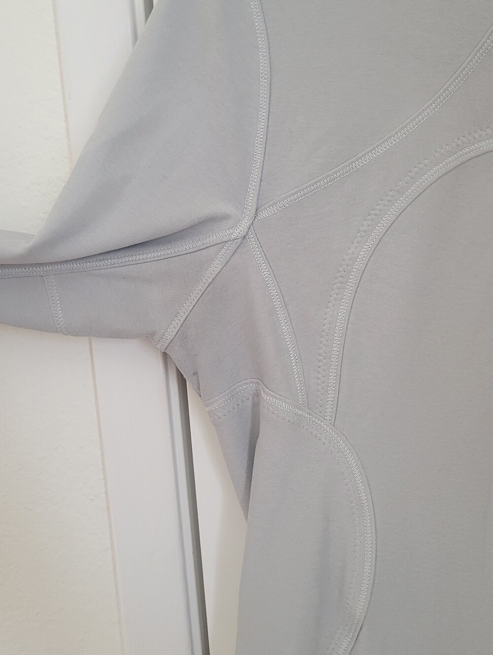 Lululemon Jacket - Picture 7 of 8